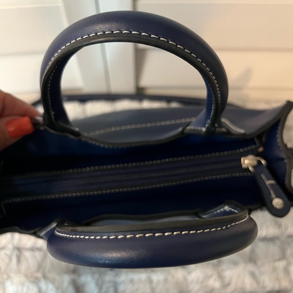 London Fog Navy Blue Crossbody Bag - Picture 8 of 14